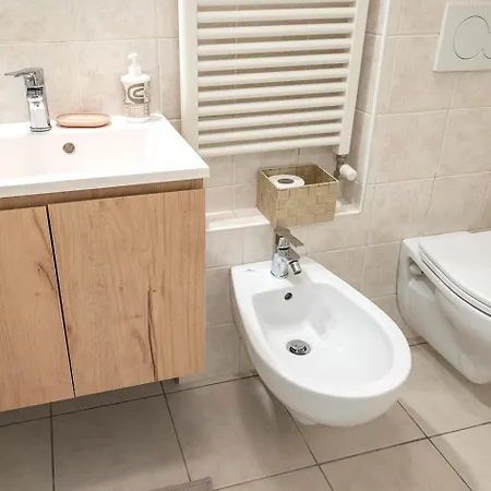 Se036 - Senigallia, Nuovo Bilocale Con Ampio Giardino Appartement *